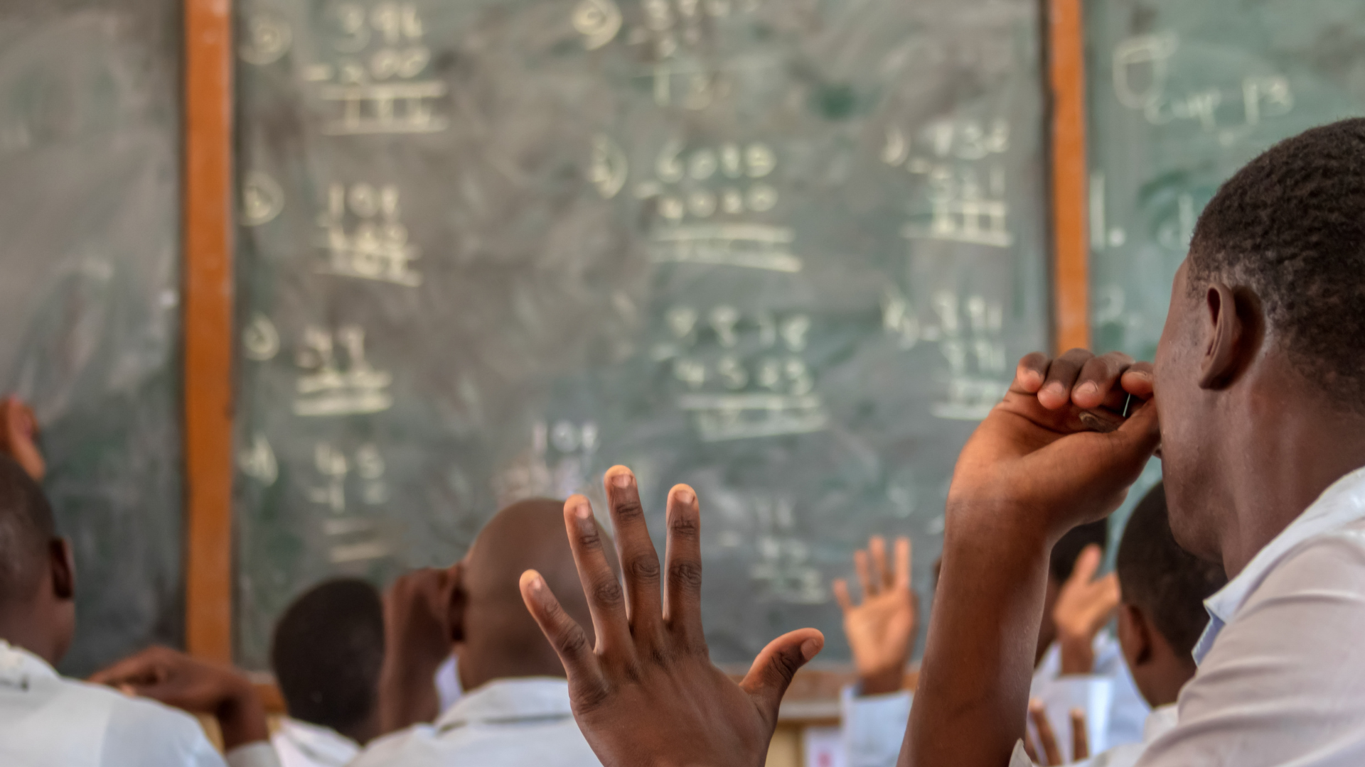 🎧 Des enfants déplacés déscolarisés craignent pour leur avenir