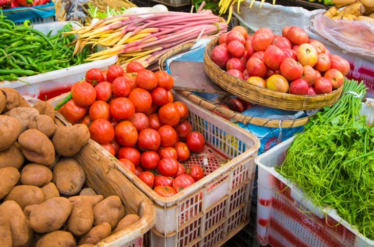 🎧 Le gouvernement a supprimé des taxes sur des produits de base pour soulager la population