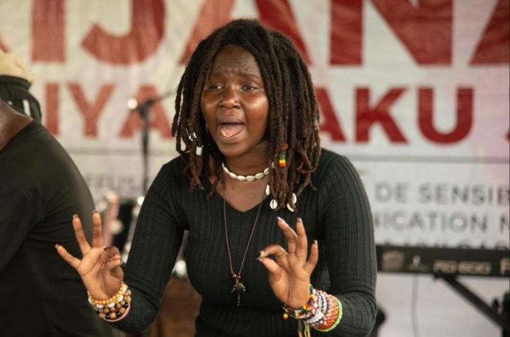 🎧 Eliane Feza, une des voix du slam engagé pour la paix en RDC